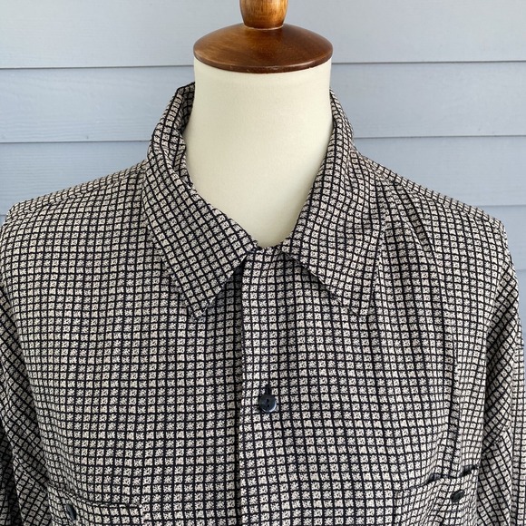 Visitor Men XL Silk Shirt Short Sleeve Button-Down Grey Black Collared Plaid - Picture 10 of 13